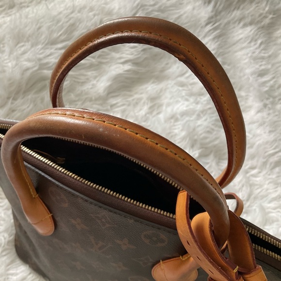 🌸 Louis Vuitton Monogram Lockit handbag 🌸 - Picture 9 of 14